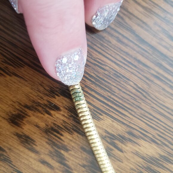 Vintage La Regale Hong Kong Glamorous Gold Metal Mesh Crossbody Bag Purse - Picture 8 of 8